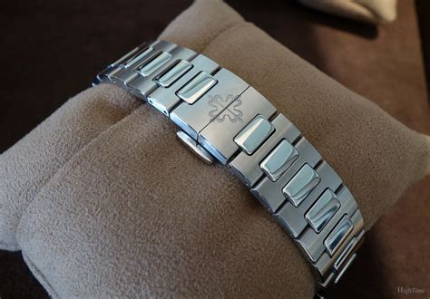 how to adjust bracelet on patek philippe|Patek Philippe strap replacement.